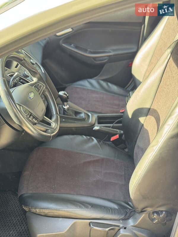 Универсал Ford Focus 2016 в Львове фото 10 Универсал Ford Focus 2016 в Львове