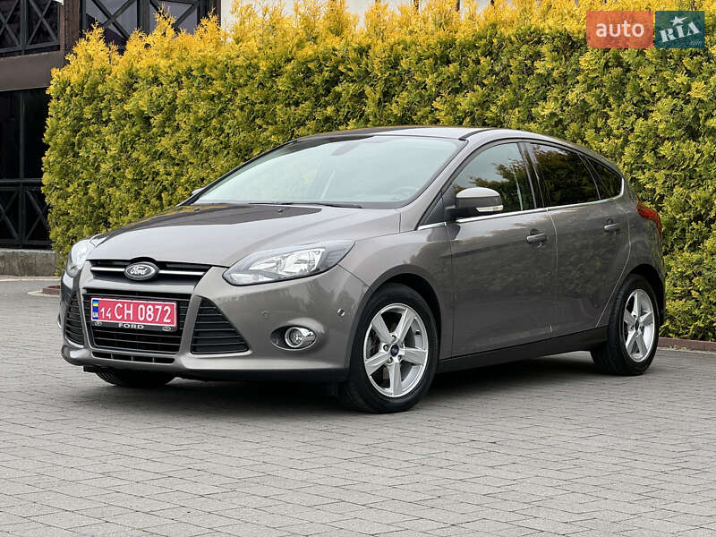 Хетчбек Ford Focus 2014 в 