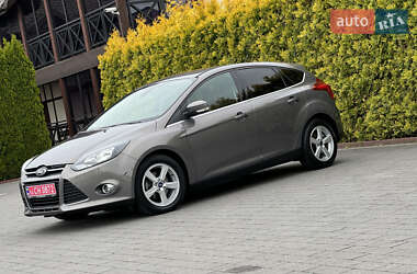 Хетчбек Ford Focus 2014 в 