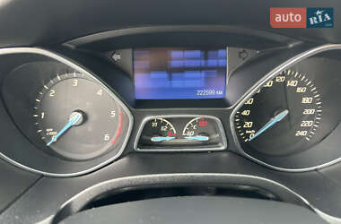 Хетчбек Ford Focus 2014 в 