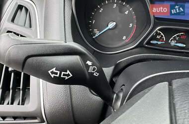 Хетчбек Ford Focus 2014 в 