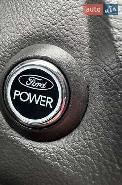 Хетчбек Ford Focus 2014 в 