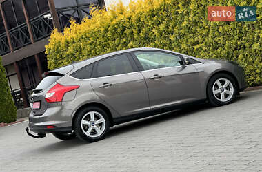 Хетчбек Ford Focus 2014 в 