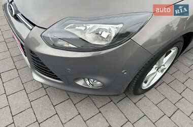 Хетчбек Ford Focus 2014 в 