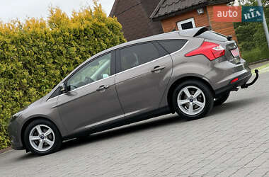 Хетчбек Ford Focus 2014 в 