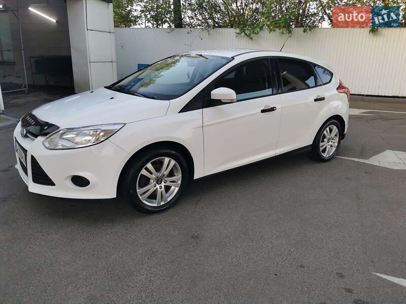 Хэтчбек Ford Focus 2012 в Киеве
