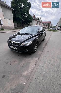 Седан Ford Focus 2010 в Шостці