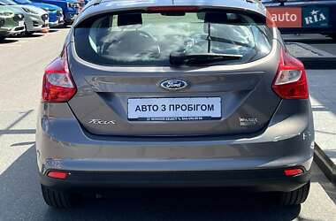 Хэтчбек Ford Focus 2013 в 