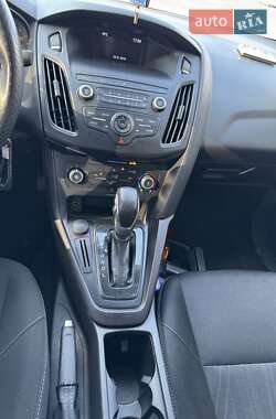 Седан Ford Focus 2018 в 