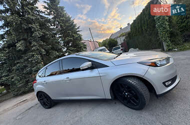 Хэтчбек Ford Focus 2016 в 