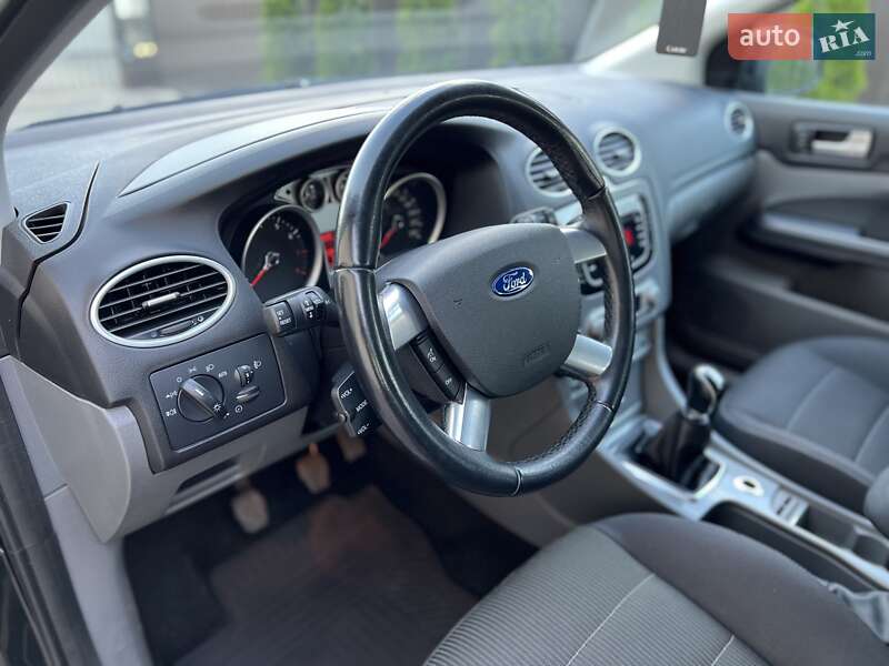 Універсал Ford Focus 2008 в Сарнах