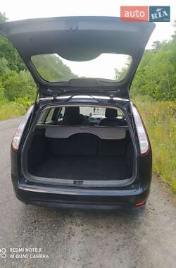 Универсал Ford Focus 2010 в 