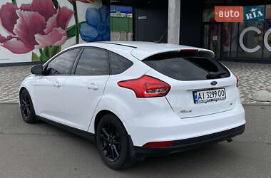 Хэтчбек Ford Focus 2016 в 