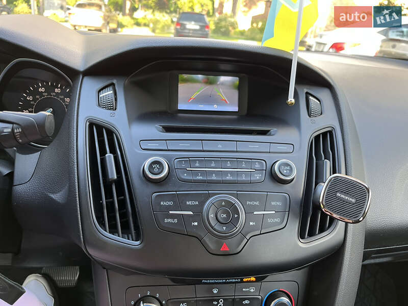 Седан Ford Focus 2017 в Киеве