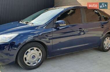 Хетчбек Ford Focus 2011 в 