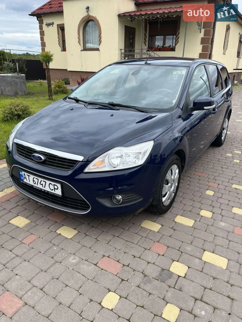 

Продаю надійний Ford Focus 2009 року з економним 1.6-літровим мотором, який працює відмінно.
Машина в хорошому стані.
Дуже економна — ідеально підходить для міста та подорожей.
Не потребує вкладень — сів і поїхав.