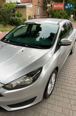 Седан Ford Focus 2016 в 