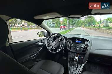 Седан Ford Focus 2016 в 