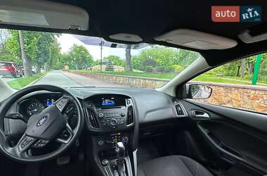 Седан Ford Focus 2016 в 