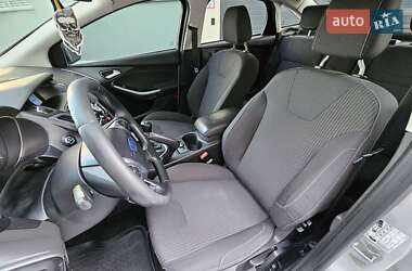 Седан Ford Focus 2011 в 