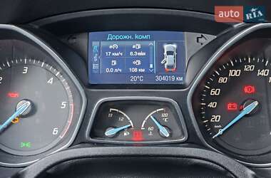 Седан Ford Focus 2011 в 