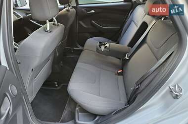 Седан Ford Focus 2011 в 