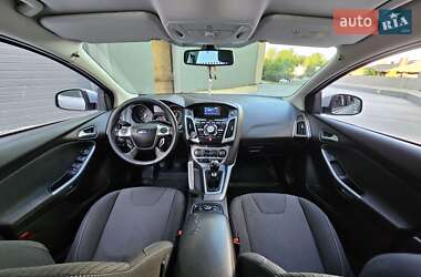 Седан Ford Focus 2011 в 