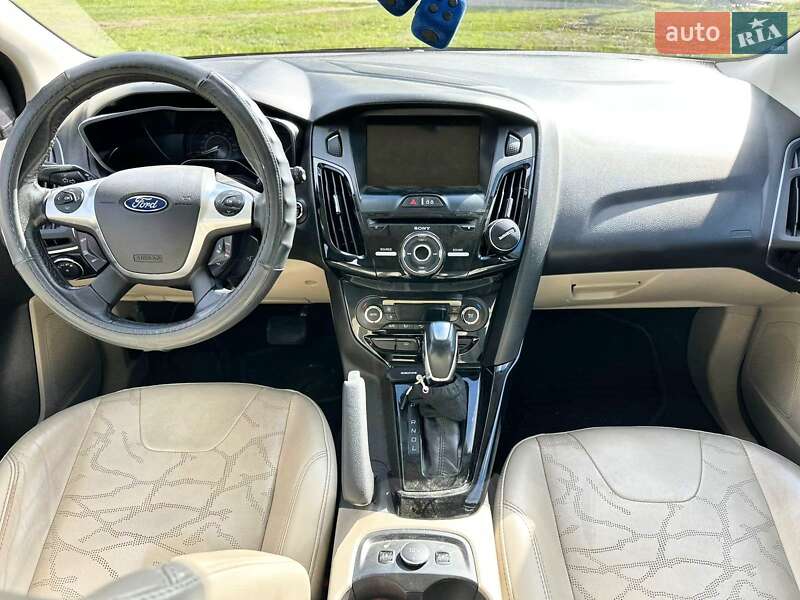 Хэтчбек Ford Focus 2014 в Харькове