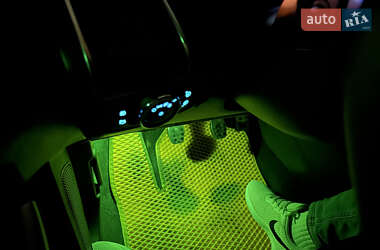 Хэтчбек Ford Focus 2012 в 