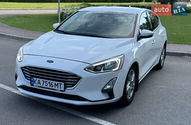 Хэтчбек Ford Focus 2018 в 