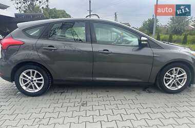Хетчбек Ford Focus 2015 в 