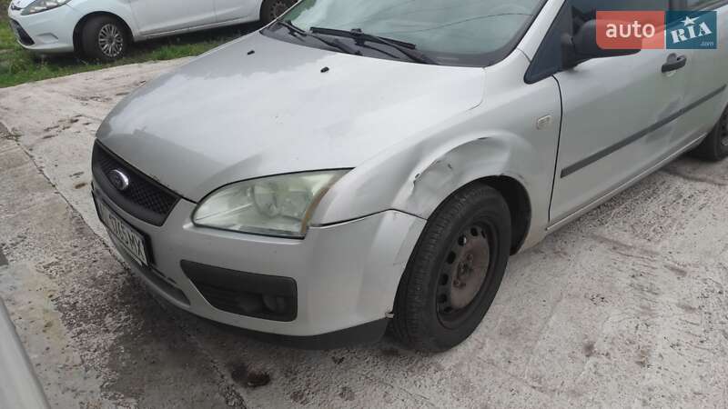 Хэтчбек Ford Focus 2006 в Киеве