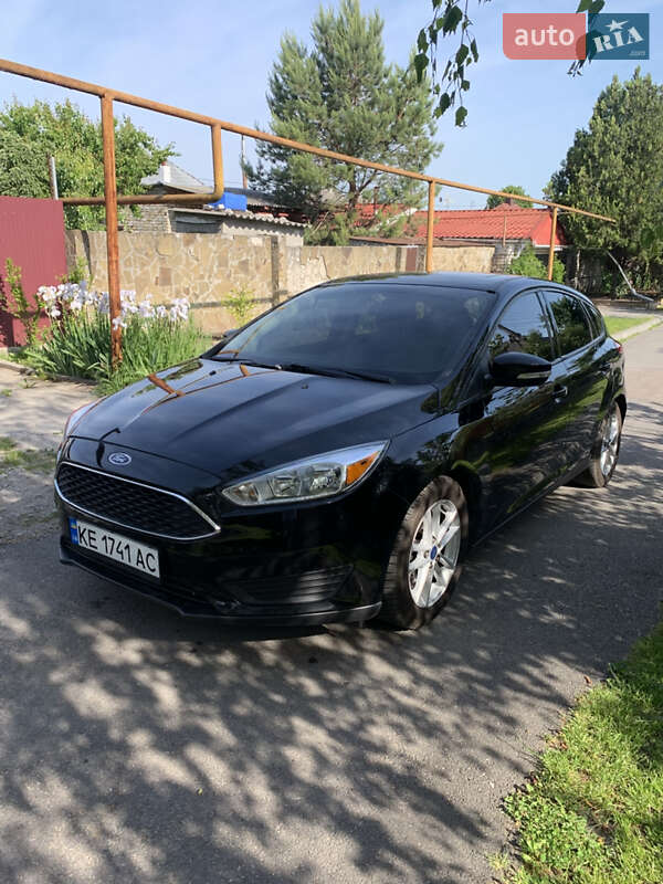 Хэтчбек Ford Focus 2016 в 