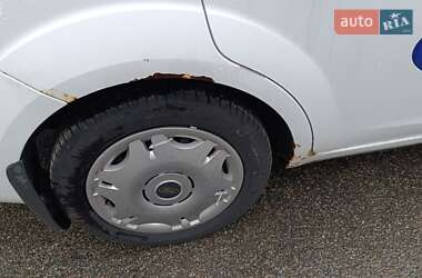 Седан Ford Focus 2010 в 