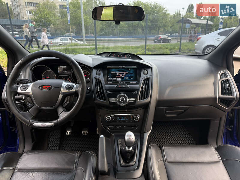Хетчбек Ford Focus 2013 в Києві