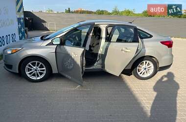 Седан Ford Focus 2015 в 
