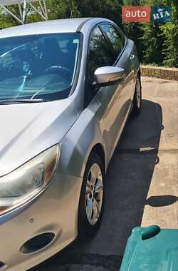 Седан Ford Focus 2014 в 