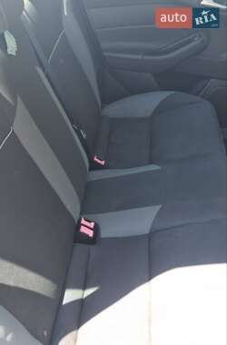 Седан Ford Focus 2014 в 