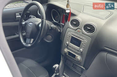 Универсал Ford Focus 2010 в 