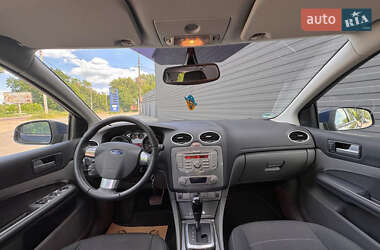 Хэтчбек Ford Focus 2009 в 