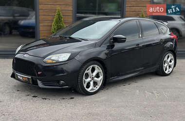 Хэтчбек Ford Focus 2014 в 