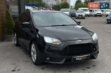Хэтчбек Ford Focus 2014 в 