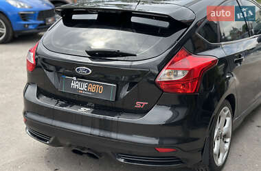 Хэтчбек Ford Focus 2014 в 