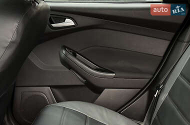 Хэтчбек Ford Focus 2014 в 