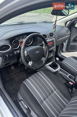 Универсал Ford Focus 2010 в 