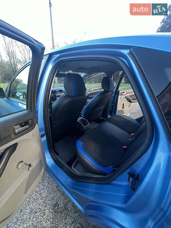 Хэтчбек Ford Focus 2011 в Ивано-Франковске