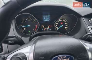 Универсал Ford Focus 2012 в 