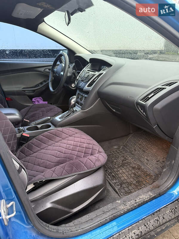 Седан Ford Focus 2012 в Львове
