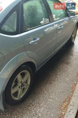 Хэтчбек Ford Focus 2007 в 