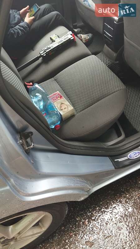Хэтчбек Ford Focus 2007 в Александрие